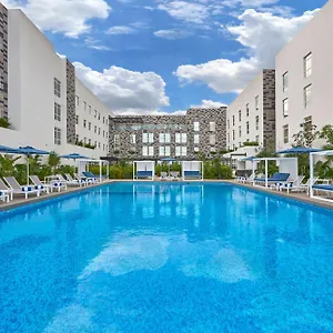 Express By Marriott Aeropuerto Riviera **** Cancún